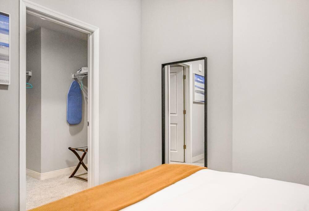 Heart Of Dt - Pool & Steam At Playhouse Square 315 Apartment Cleveland Exterior photo