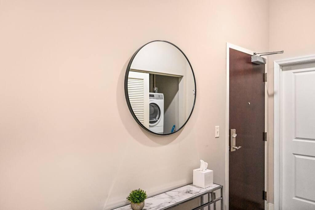 Heart Of Dt - Pool & Steam At Playhouse Square 315 Apartment Cleveland Exterior photo